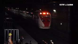 搭火車拍到神祕車站…隱身在西門鬧區