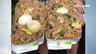 佛心炒飯再升級！炸裂餐盒還附2顆蛋
