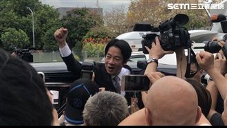 賴清德自信滿滿！開窗燦笑喊凍蒜