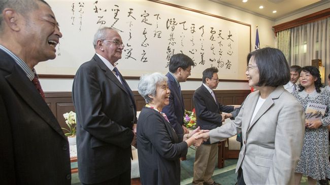 接見民運人士　蔡英文盼中國走上民主