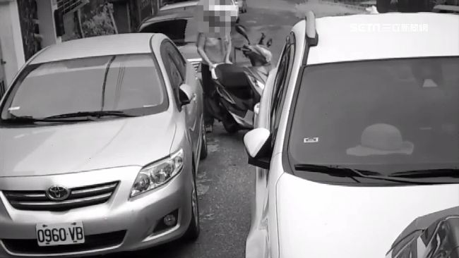 鄰亂停擋道還擅移車　住戶錄影蒐證