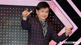 由余天、賀一航、謝金晶共同主持的「天生王牌」首錄。（記者邱榮吉/攝影）