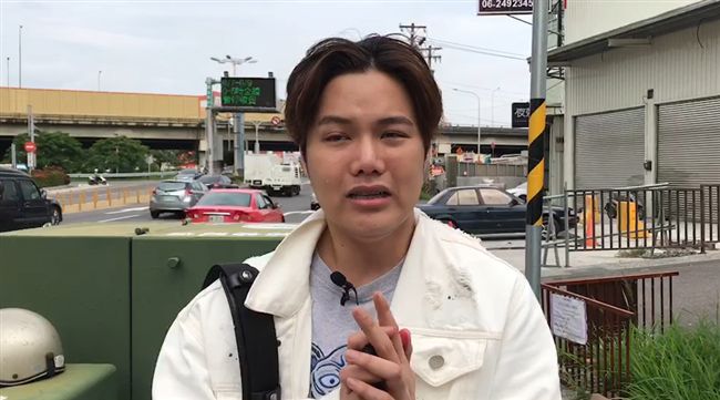 麥克風少年吸毒爆哭：我不是完美的人