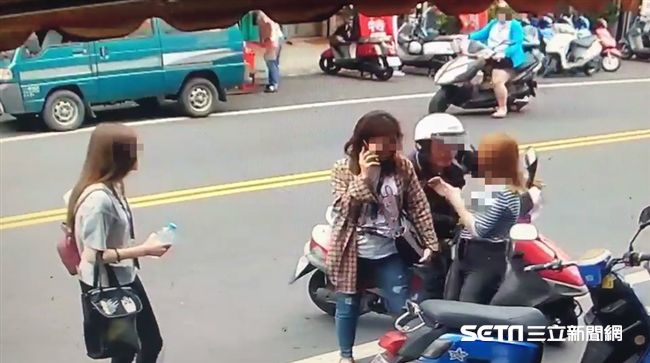 彰化驚現怪男騎士　突貼女路人臉索吻