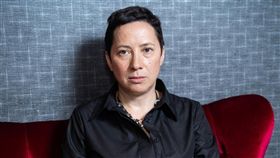 六四屠殺上萬平民　中共竟送士兵高級品讚「平息暴亂」
BBC記者林慕蓮
圖／翻攝自推特