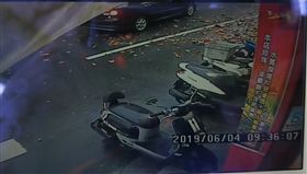 高雄,岡山,診所,磚塊,轎車