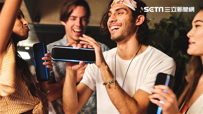不怕落水！Sony再推無線藍牙喇叭