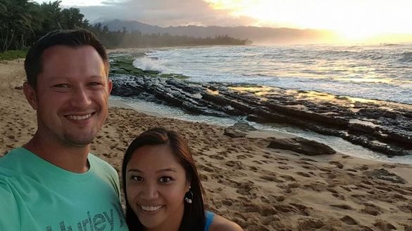 夫妻檔疑染病毒　病死異地悲留年幼子