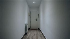 房門，靈異。（示意圖／pexels）