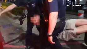 醉男遭警銬1200