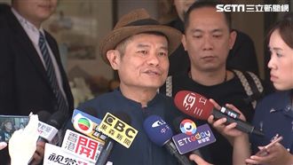 許效舜從政玩真的！賀一航靈前談募資