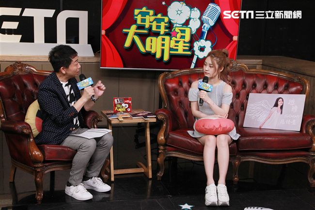 張語噥安安大明星。（記者邱榮吉/攝影）