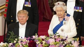 美國總統川普、英國女王伊莉莎白二世
圖／美聯社／達志影像