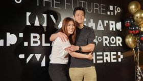 Netflix黑鏡最新季上架 理科太太助陣燒腦神劇Netflix影集「黑鏡」最新一季5日全球同步上架，一共推出3集，Netflix團隊也在台灣打造一場全球首見的「黑鏡腦波體驗」，邀請黑鏡粉絲理科太太和理科先生測驗。中央社記者江明晏攝 108年6月5日