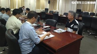 Uber條款公告！交部約見駕駛破局