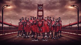 NBA／過橋踢館勇士！暴龍糗用錯橋
NBA,季後賽,金州勇士,金門大橋,多倫多暴龍
翻攝自多倫多暴龍官方推特