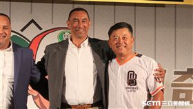 ▲統一獅傳奇洋將王漢和曾智偵。（圖／記者王怡翔攝影）