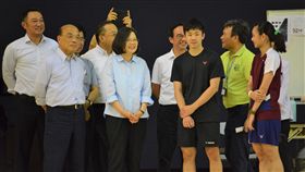 ▲蔡英文總統視察國訓中心。（圖／國訓中心提供）