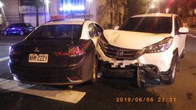 閃燈,路口,車禍,警車,桃園