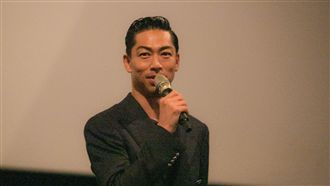 獨／愛你三千　AKIRA示愛林志玲