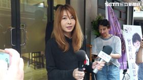 Makiyo自願告別式幫賀一航化裝。（圖／記者蕭翰弦攝影）