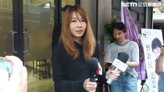 她告別式讓他帥　自願幫賀一航化妝