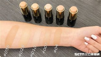 滑順到爆！蘭蔻全新粉底棒粉霧零油光