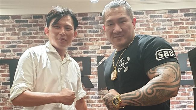 館長憂遊行遇雨…網貼車票照帥回四字