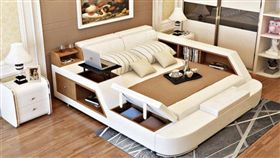 （圖／翻攝自Dcard）多功能床,廢人床