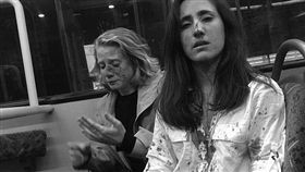 （圖／翻攝自推特）愛爾蘭,瑞安航空,英國,巴士,同性戀