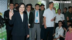 蔡英文抵達政見會場　圖／記者邱榮吉攝影