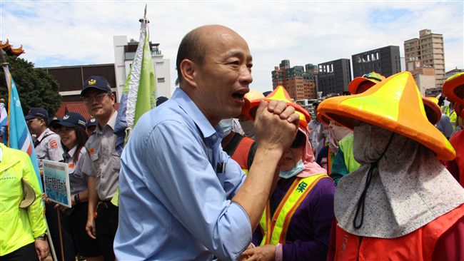 挺韓花蓮造勢　高市民政局長場堪挨轟