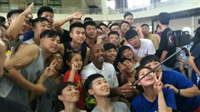 ▲莫寧到元智大學與球迷互動。（圖／記者林辰彥攝影）