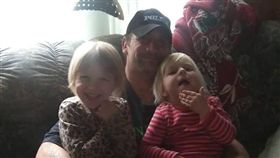 （圖／翻攝自Robert Quick臉書）美國,愛荷華州,拳師犬,父親,喪命