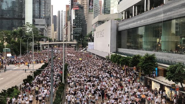 反送中恐突襲？港立法會議程突變待訂