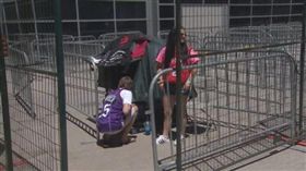 NBA／龍迷搭棚3天排隊搶購G5票
NBA,季後賽,多倫多暴龍,總冠軍,聽牌,球迷,主場,加拿大
翻攝自《cbc.ca》