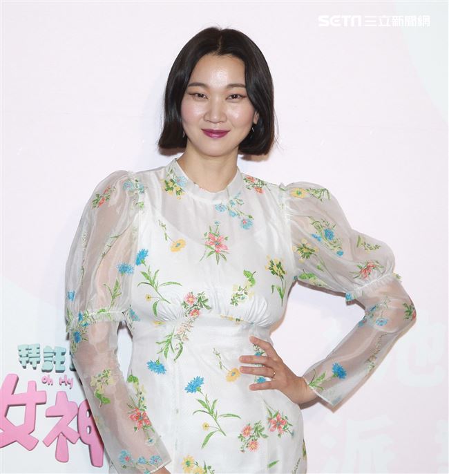 韓國美妝前線節目「get it beauty」超模主持人張允珠，來台錄製美妝節目。（記者邱榮吉/攝影）