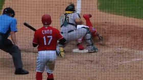 ▲Rougned Odor盜本壘。（圖／翻攝自美國職棒）