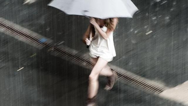 雨區擴大炸全台！20縣市嚴防豪大雨