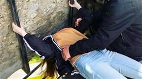 愛爾蘭布拉尼石。(圖/翻攝自推特)