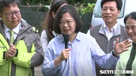 蔡英文總統11日視察「觀音區樹林里自主防災社區」。