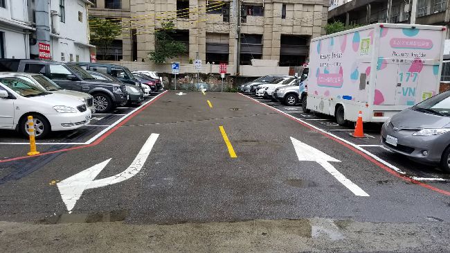 竹市智慧停車柱啟用　自動化便利停車