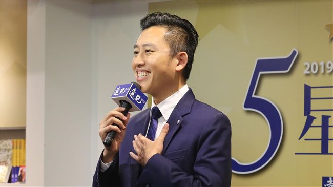 三度被評五星首長　林智堅竟對他道歉