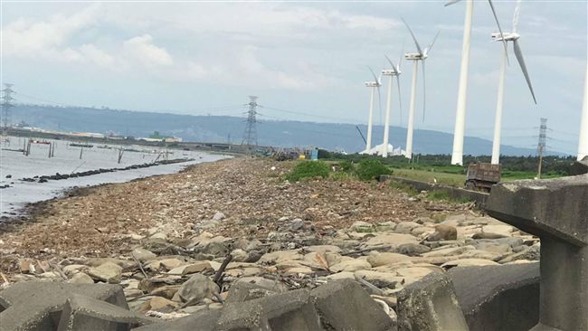彰濱出海口7百噸垃圾　縣府提前清完