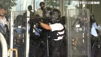 下重手畫面曝光！港警開槍傳民眾中彈