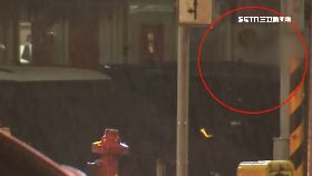 A匪摩鐵開槍0600