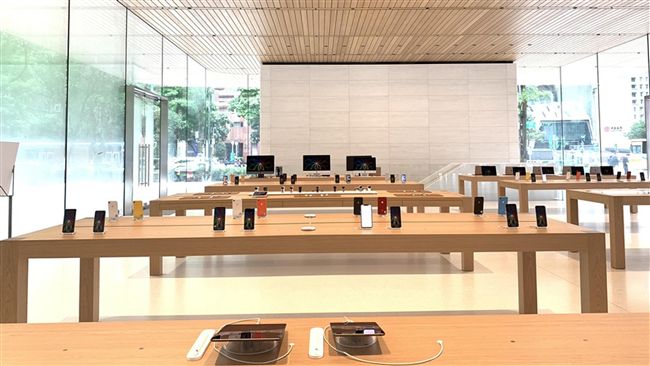 蘋果在台第2家直營店　設計比照總部