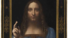 義大利文藝復興巨匠達文西的曠世鉅作「救世主」自2017年在拍賣會上高價成交後便未公開展示，使得它的擁有者、下落與真實性啟人疑竇。（圖／翻攝自佳士得官網）
