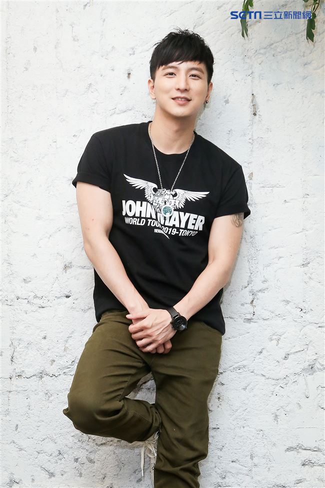 小煜接受三立新聞網專訪。（記者林士傑/攝影）