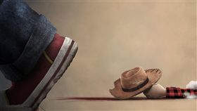 這個玩具有夠「恰」！《玩具總動員》慘遭恰吉毒手